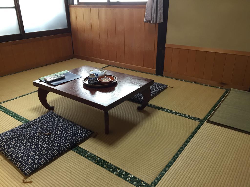 Tajimaya Nakatsugawa Quarto foto